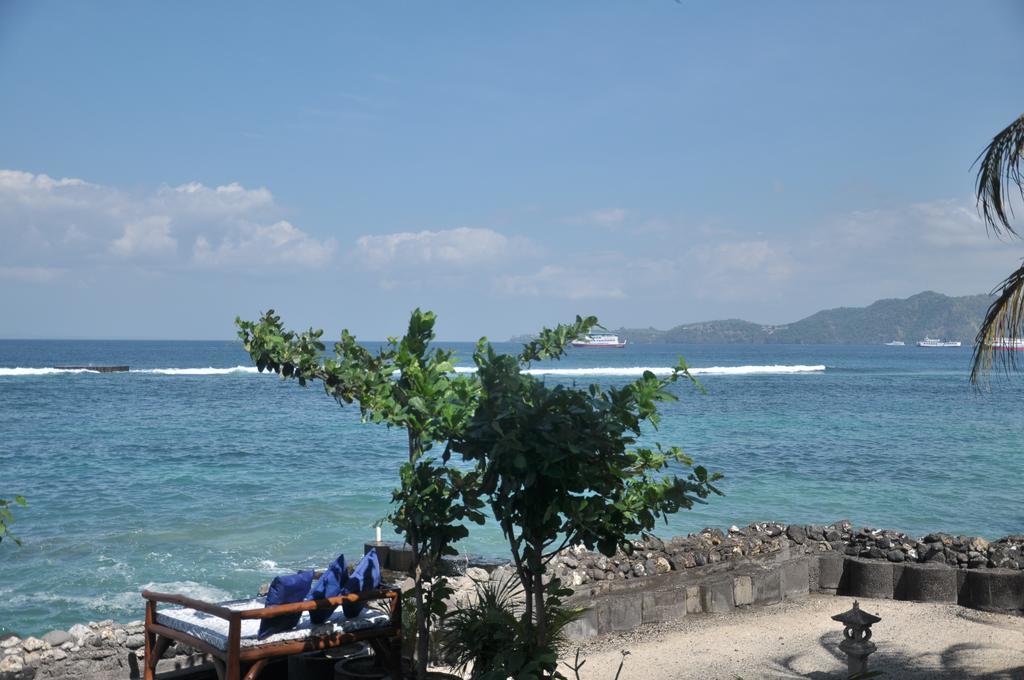 Crystal Beach Bali Candi Dasa  Bagian luar foto